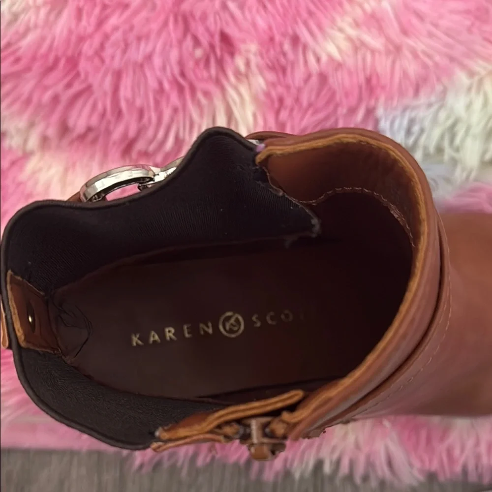 Karen Scott Brown Ankle‎ Booties with Elastic Panels